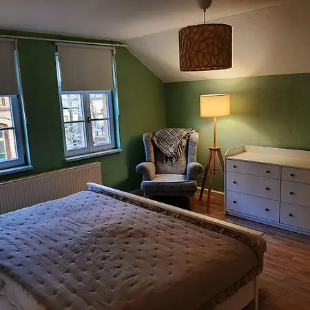 Holiday home Glashuettchen Mit 2 Schlafzimmern, Sauna Und Schoenem Garten *