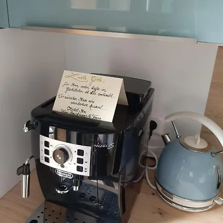 Glashuettchen Mit 2 Schlafzimmern, Sauna Und Schoenem Garten