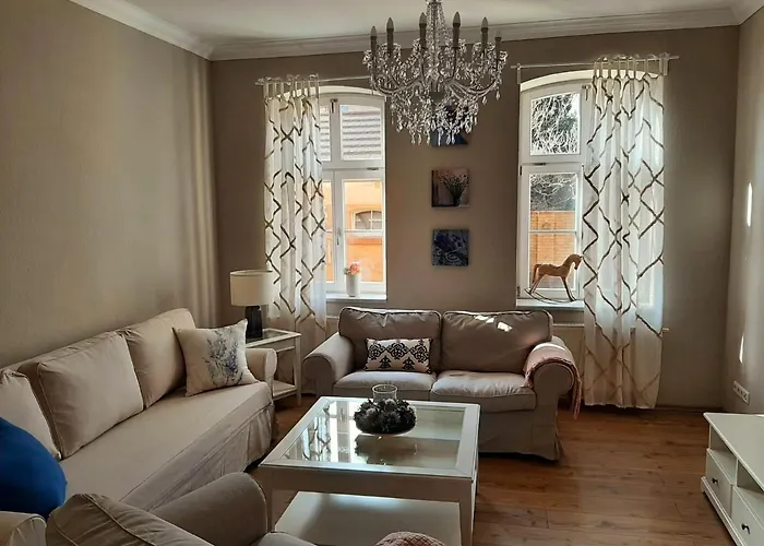 Glashuettchen Mit 2 Schlafzimmern, Sauna Und Schoenem Garten Semesterbostad *