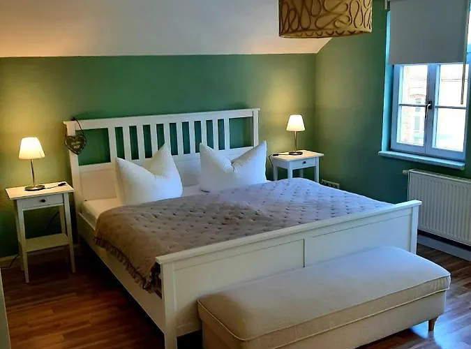 Glashuettchen Mit 2 Schlafzimmern, Sauna Und Schoenem Garten Semesterbostad Annahutte