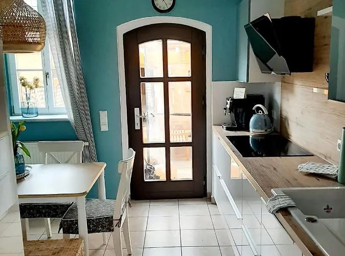 Glashuettchen Mit 2 Schlafzimmern, Sauna Und Schoenem Garten * Annahutte