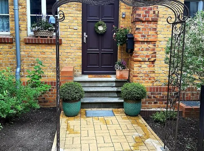 Glashuettchen Mit 2 Schlafzimmern, Sauna Und Schoenem Garten Semesterbostad Annahutte